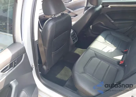 2017 Volkswagen Passat Se из США, поврежденный, VIN 1VWBT7A30HC075032